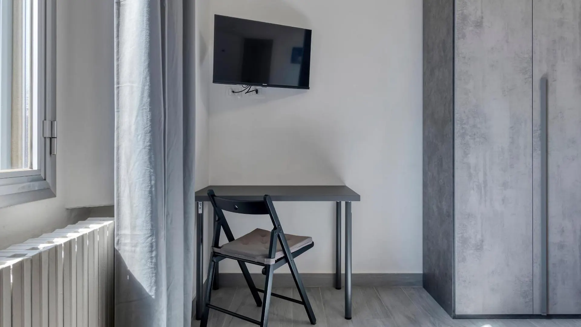 Guesthouse Civico 233 - Stanza Privata Parcheggio Colazione Bagni Condivisi Bologna 0*,  Olaszország